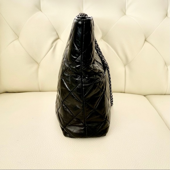 ⭕️SOLD⭕️Chanel tote - Picture 3 of 9